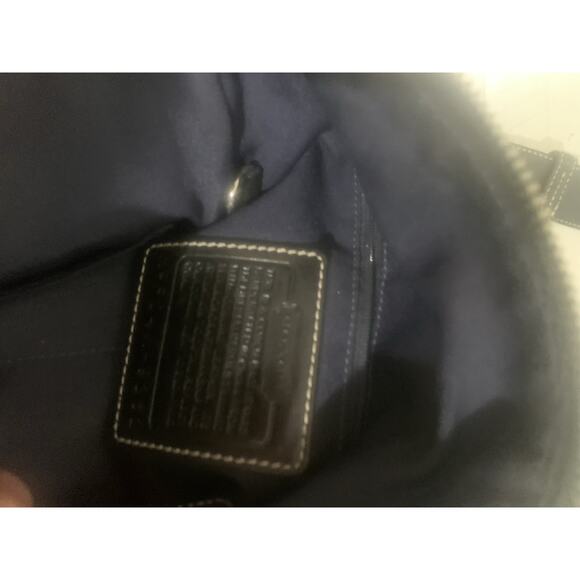 Coach Black Leather Shoulder Bag - Picture 3 of 9